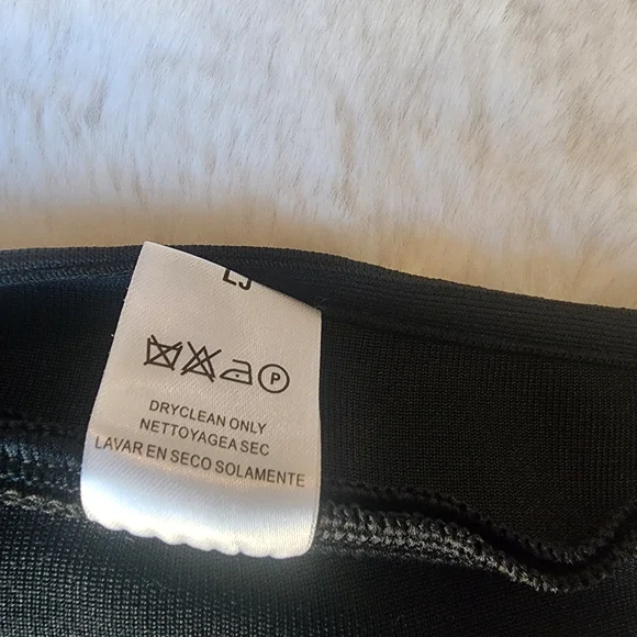 Chic One-Shoulder Black Ruffle Bodycon Dress - Picture 8 of 12